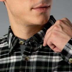 Camicia a manica lunga da uomo in poliestere riciclato