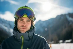 Casco da sci con visiera WA-2