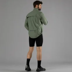 Giacca antivento con maniche staccabili da uomo