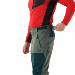 Pantaloni in twill da uomo