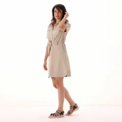 Vestito da donna con collo a polo in tessuto stretch